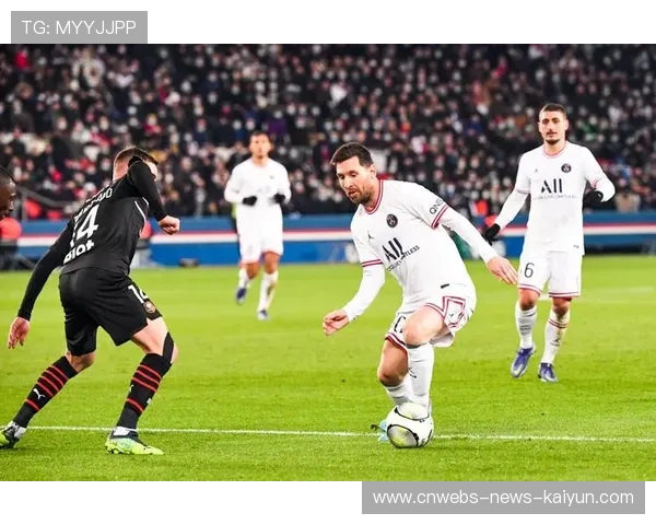 巴黎高位逼抢成功,梅西直塞队友推射得分 巴黎高位逼抢成功,梅西直塞队友推射得分